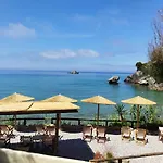 Yaliskari Beach